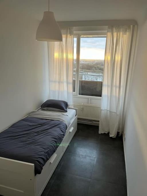Meuble 92m2 + 2 Terrasses Appartement Brussel
